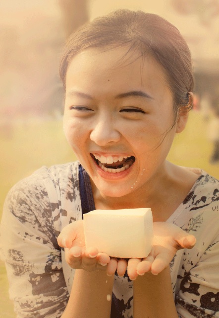 Tofu, a Gentle Hand